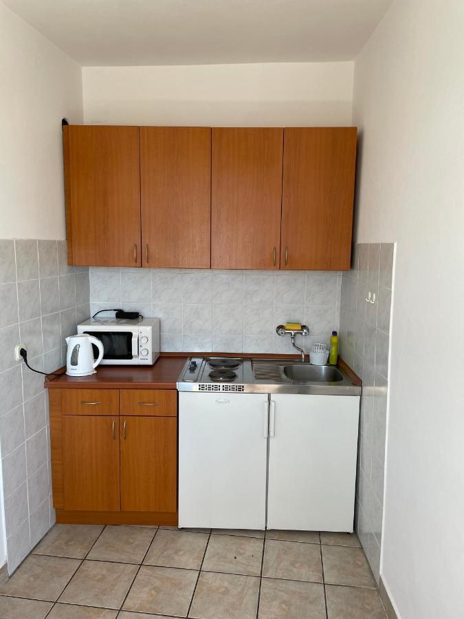 Diana Rooms And Apartments Starigrad Paklenica Zewnętrze zdjęcie