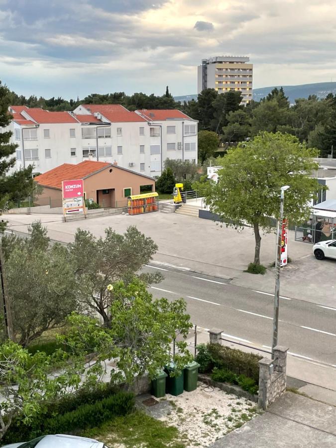 Diana Rooms And Apartments Starigrad Paklenica Zewnętrze zdjęcie