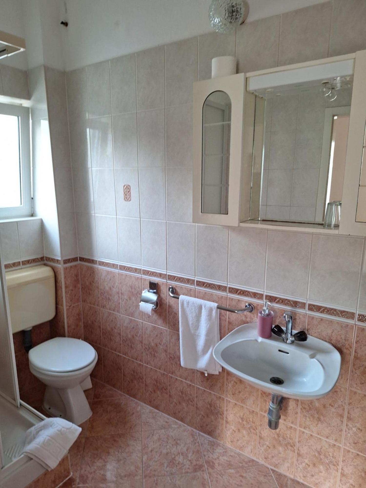 Diana Rooms And Apartments Starigrad Paklenica Pokój zdjęcie